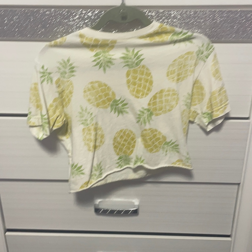 Pineapple t-shirt